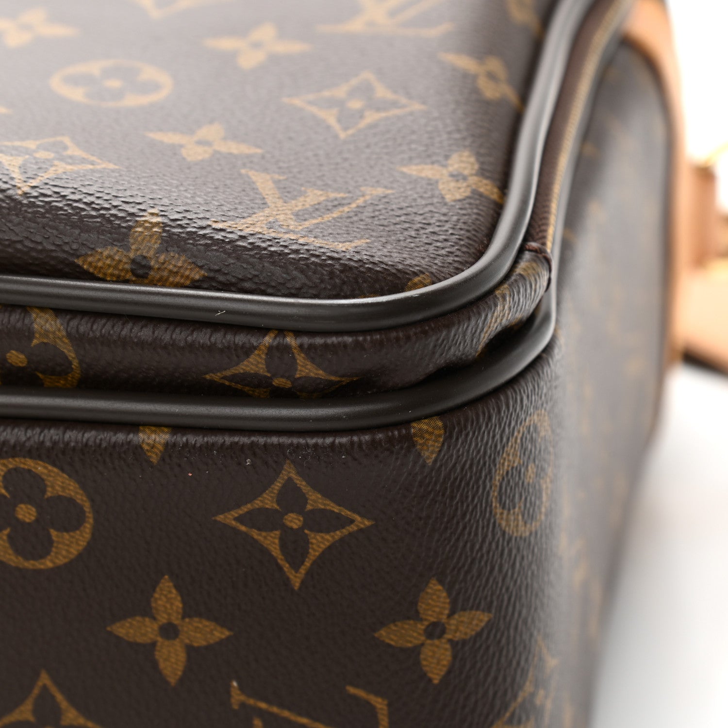 Louis Vuitton Monogram Icare Bag 13 of 13