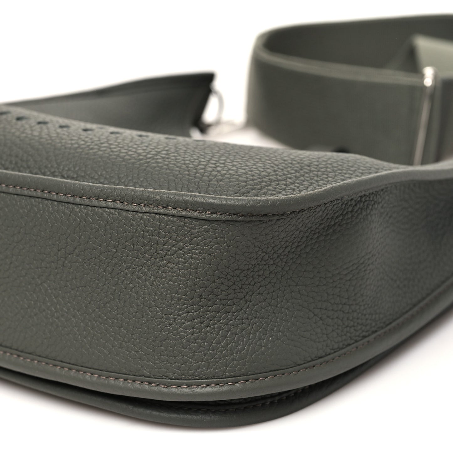 Taurillon Clemence Evelyne III PM Vert De Gris