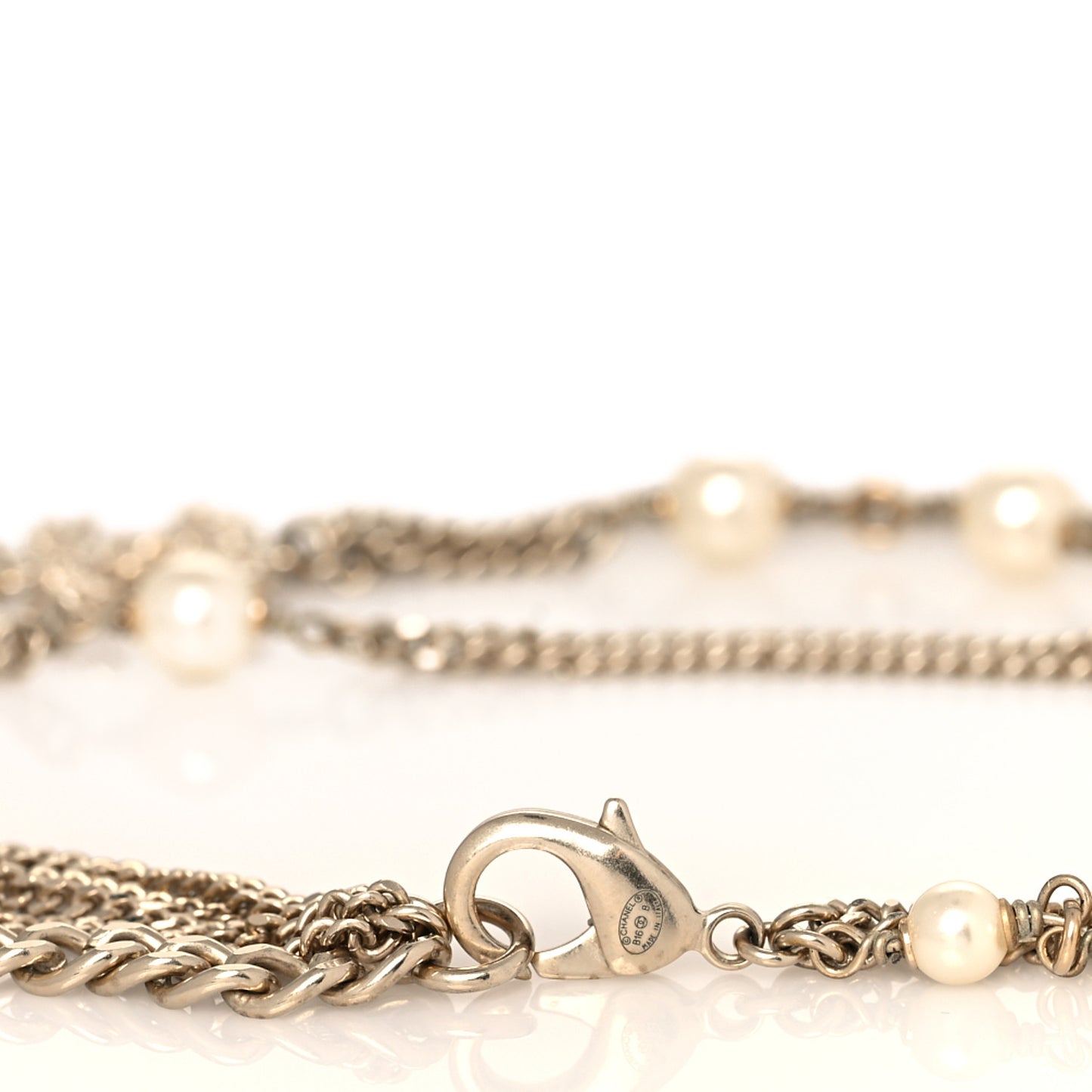 Metal CC Chain Necklace Gold Pearly White