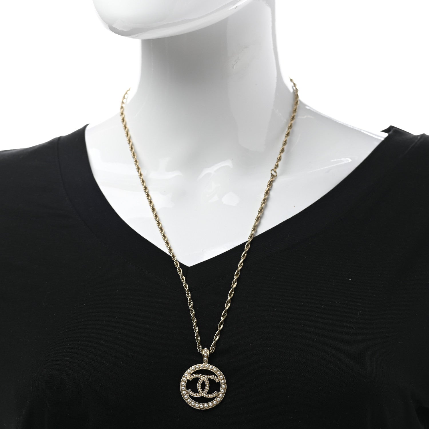 Chanel Pearl CC Round Pendant Necklace Gold 2 of 5