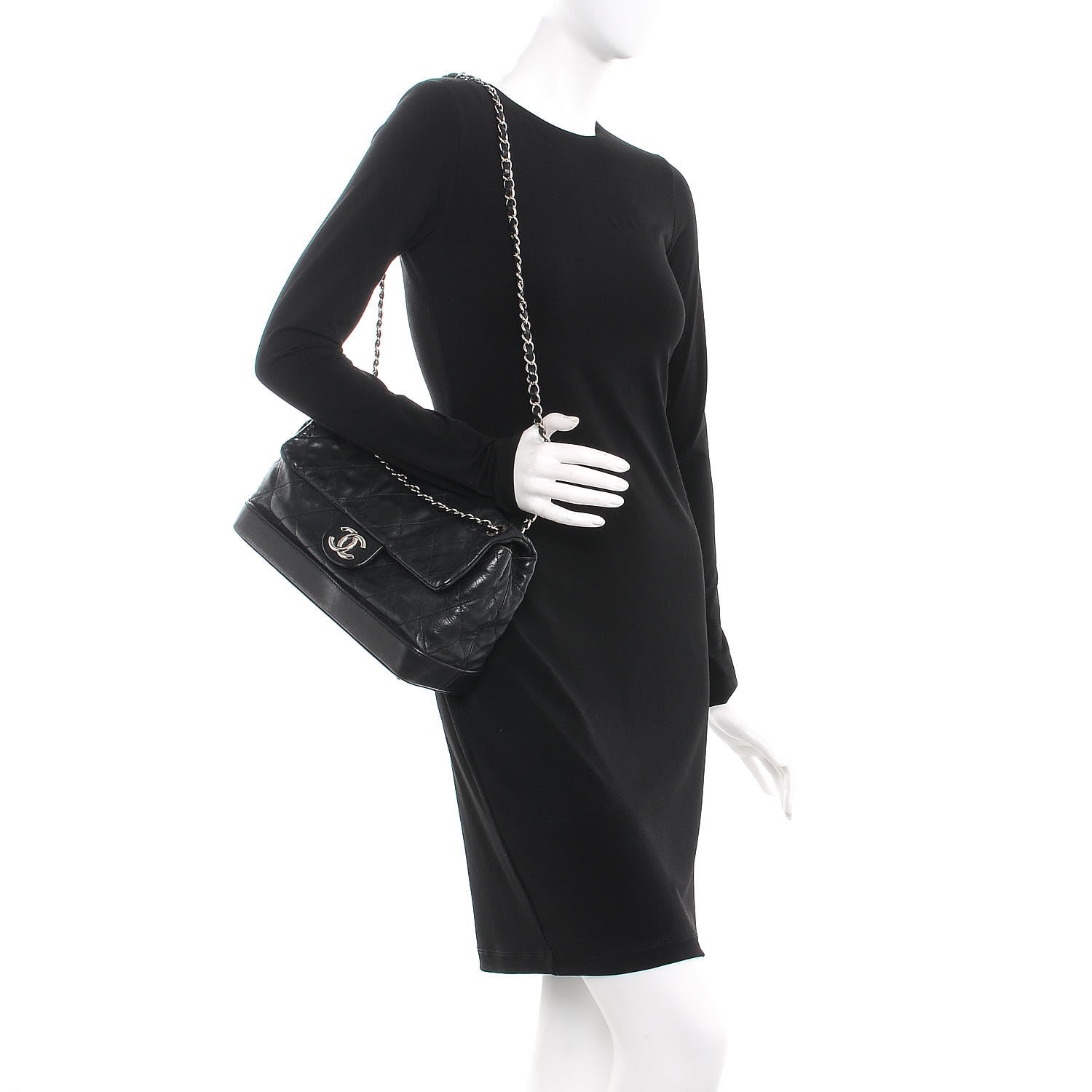 Chanel Calfskin Quilted VIP Flap Black 2 of 12