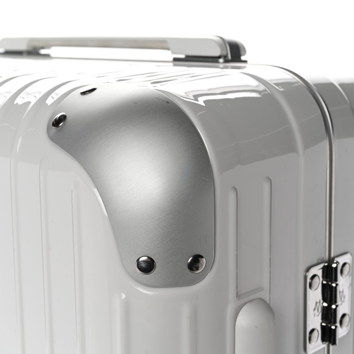 Gloss Polycarbonate Aluminum Hybrid Cabin Gloss White