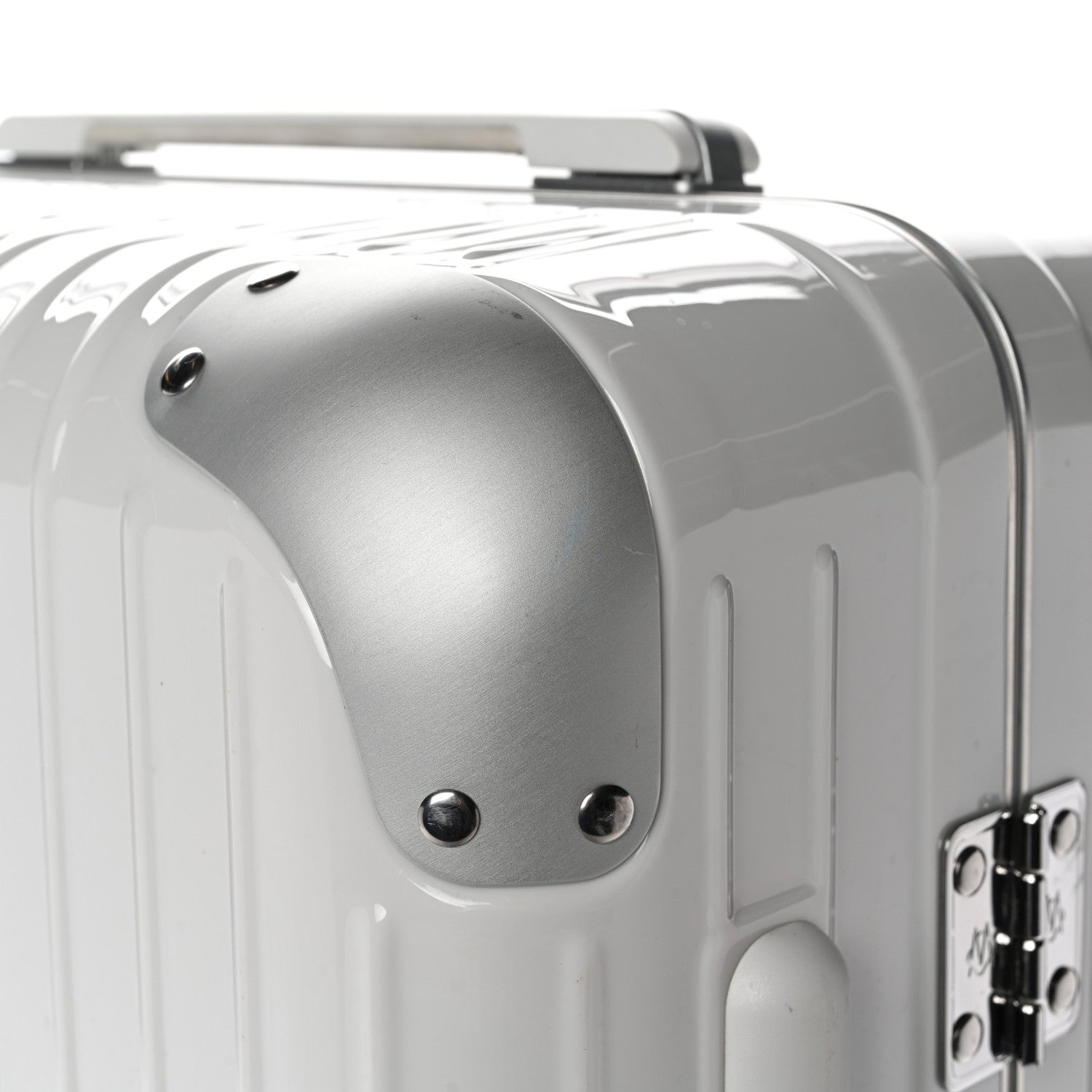 Rimowa Gloss Polycarbonate Aluminum Hybrid Cabin Gloss White 10 of 11