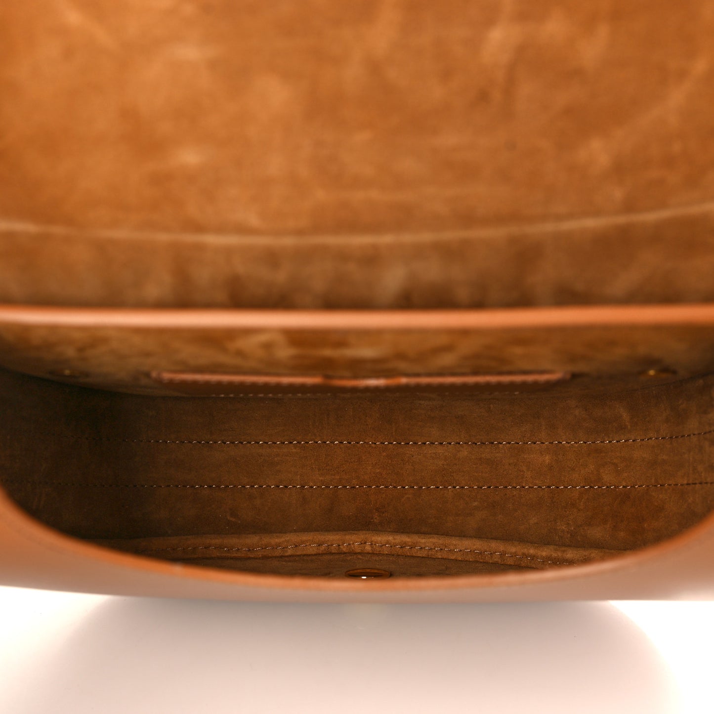 Box Calfskin Medium Bobby Flap Camel