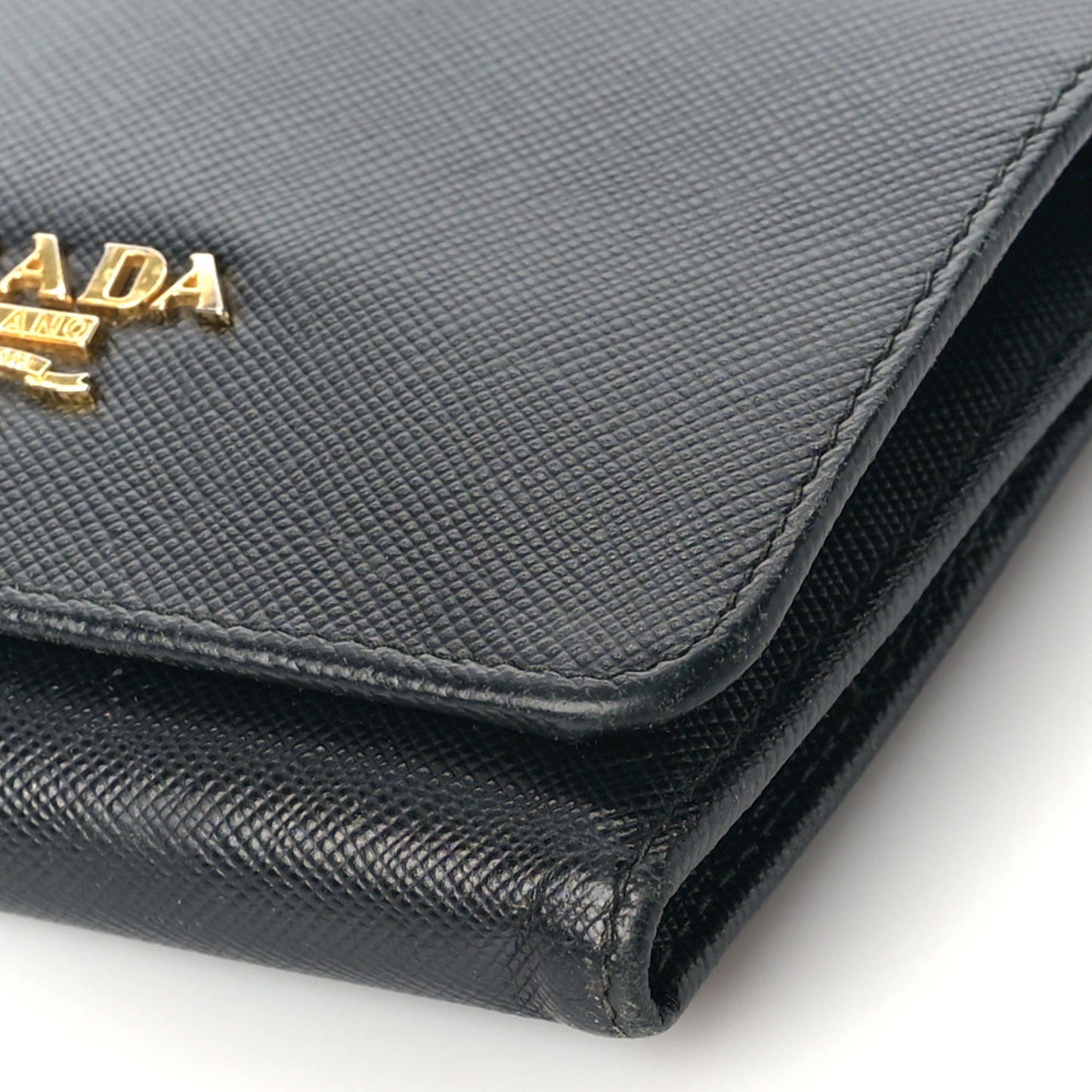 Saffiano Metal Tri-Fold Wallet Black