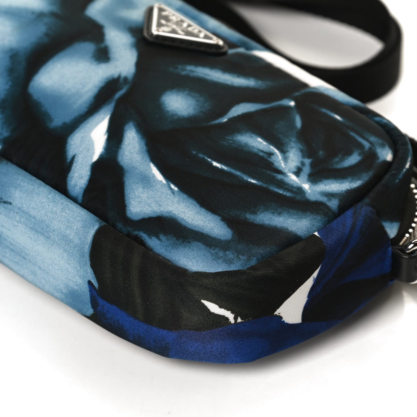 Tessuto Soft Nylon Small Roses Print Convertible Crossbody Wristlet Blue