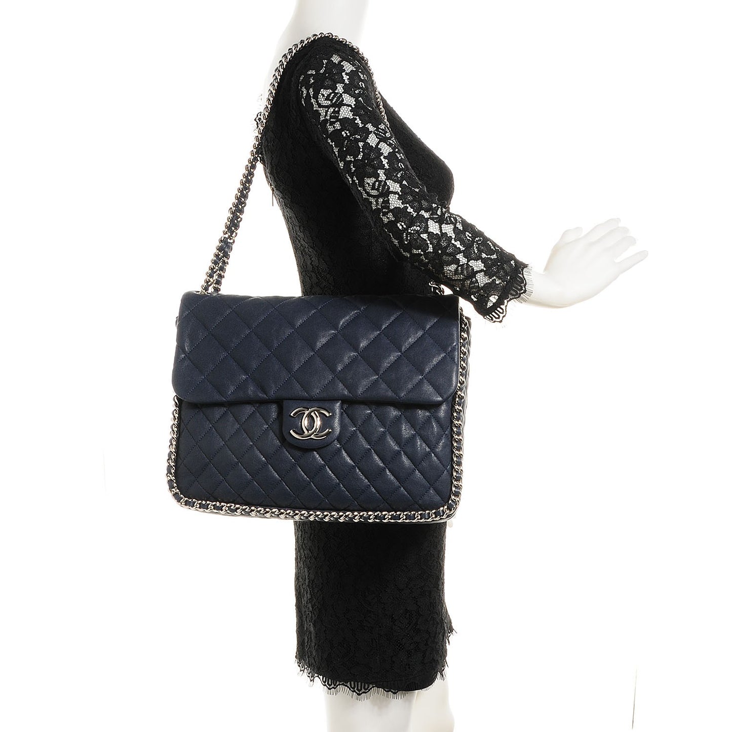 Washed Lambskin Chain Around Maxi Flap Navy