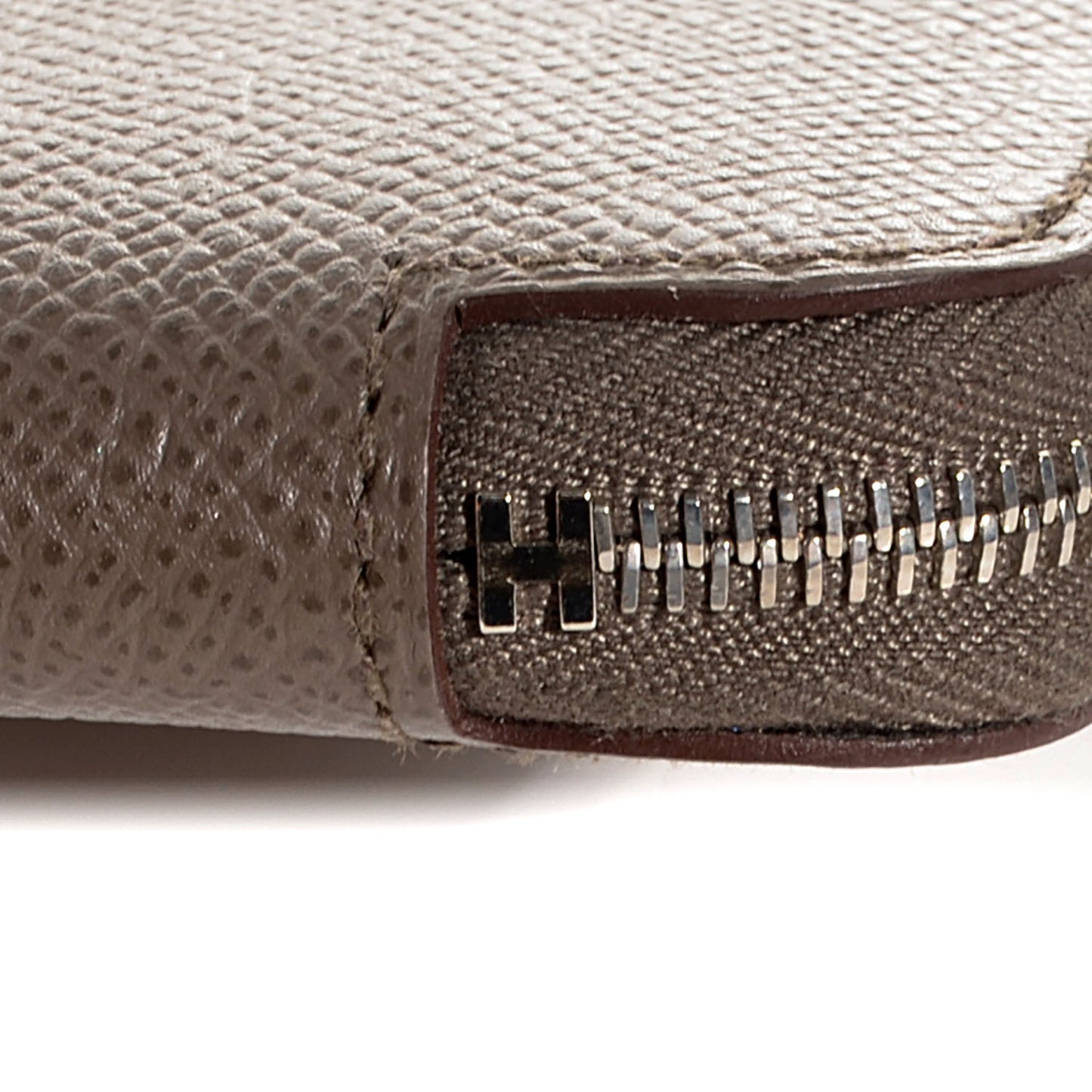Epsom Silk'in Compact Wallet Etain