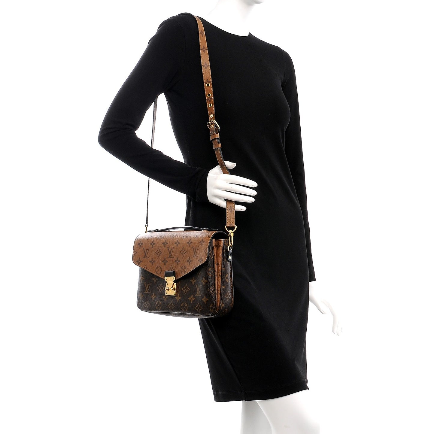 Reverse Monogram Pochette Metis