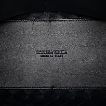 Bottega Veneta Nappa Intrecciato Medium Andiamo Shoulder Bag Space 6 of 9