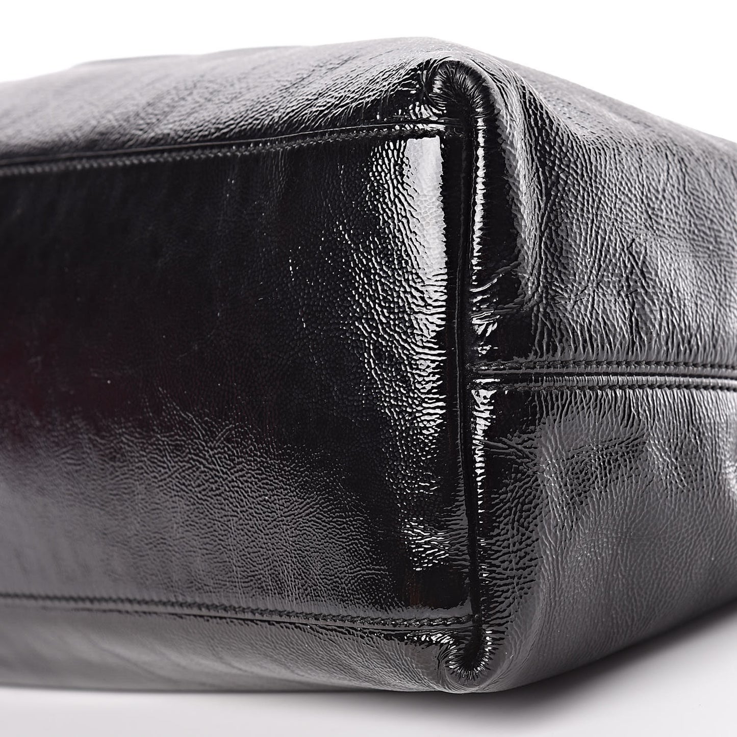 Patent Medium Soho Chain Shoulder Bag Black