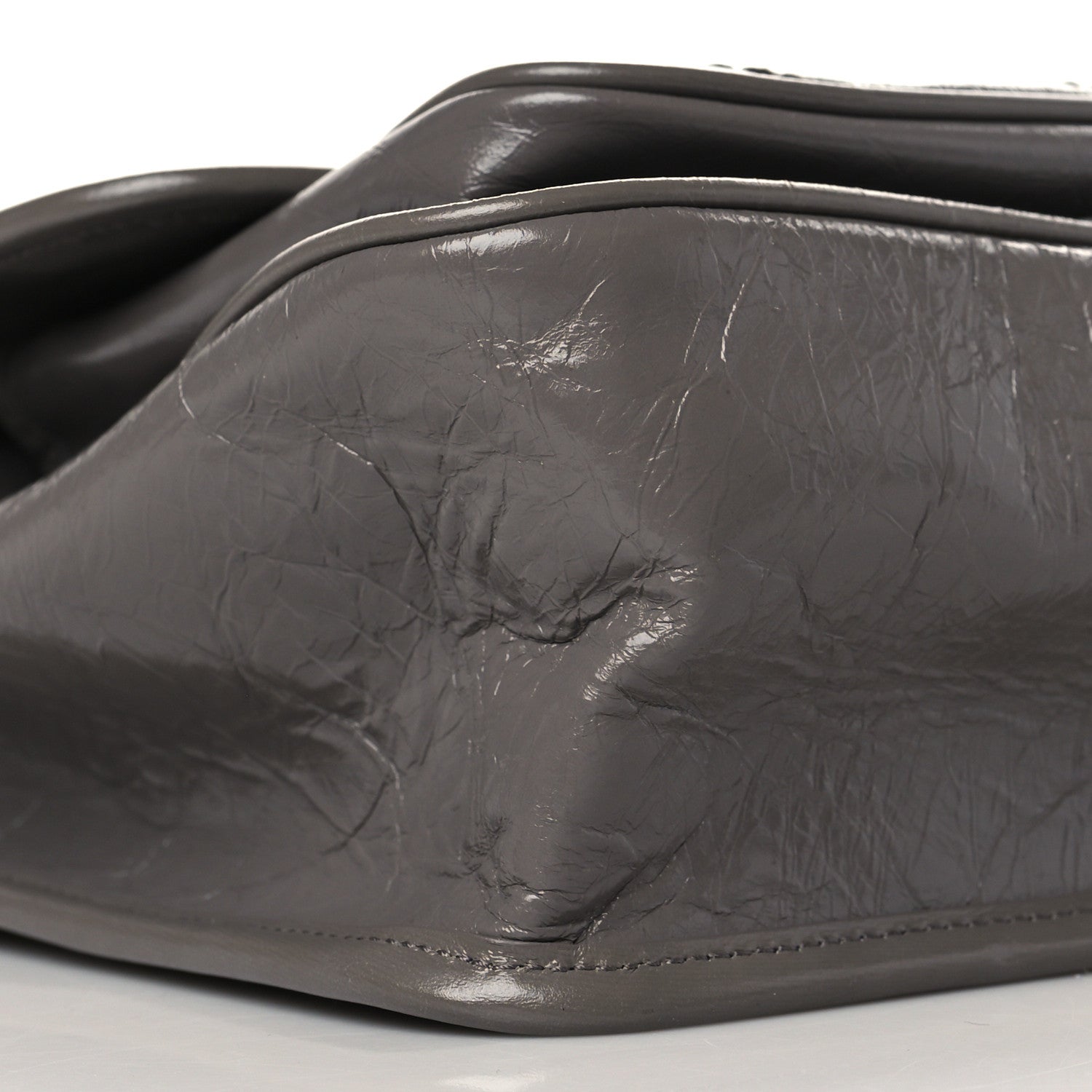 Saint Laurent Crinkled Calfskin Matelasse Monogram Medium Niki Chain Satchel Fog 9 of 10