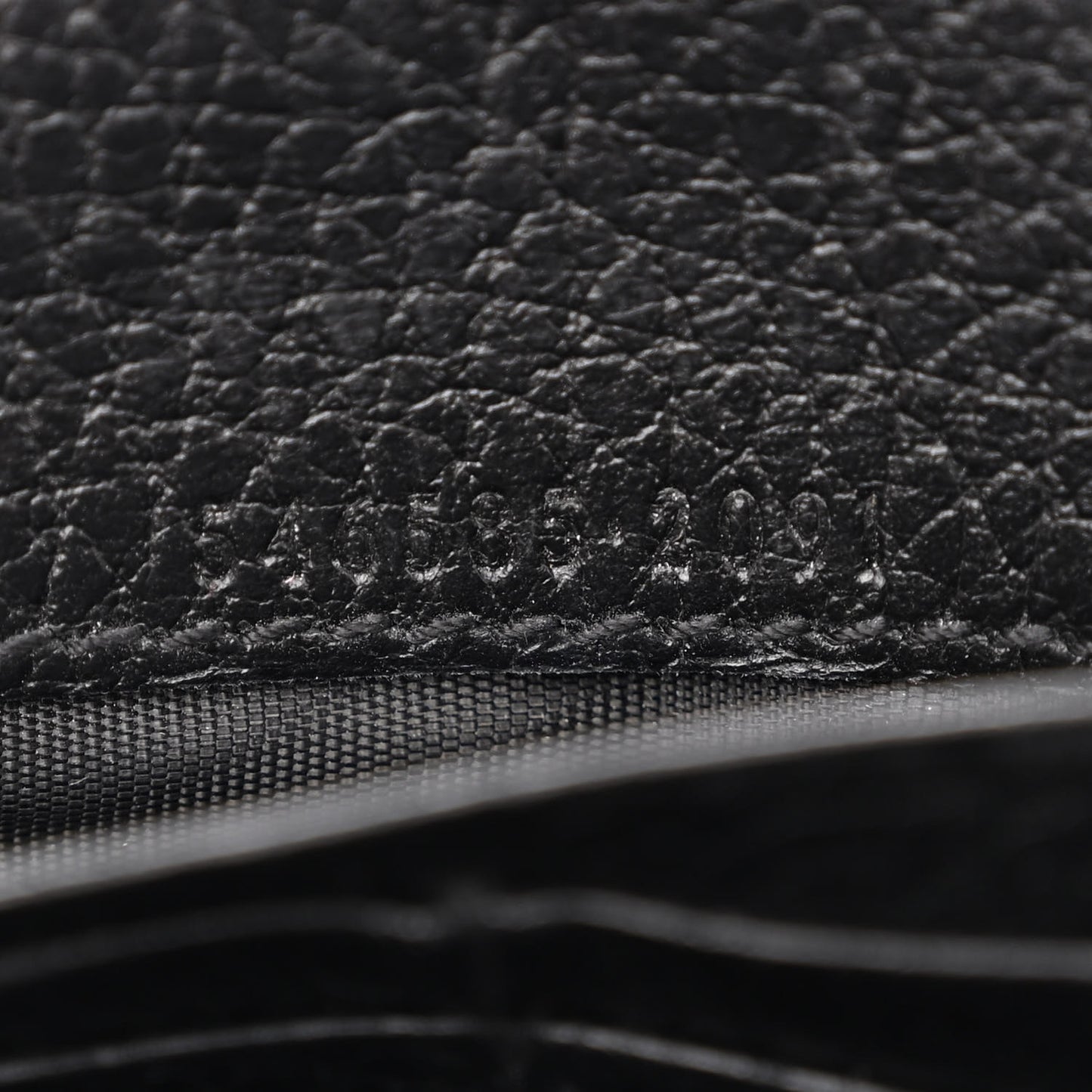 Dollar Calfskin GG Supreme Monogram Petite GG Marmont Wallet Chain Bag Black Beige Ebony