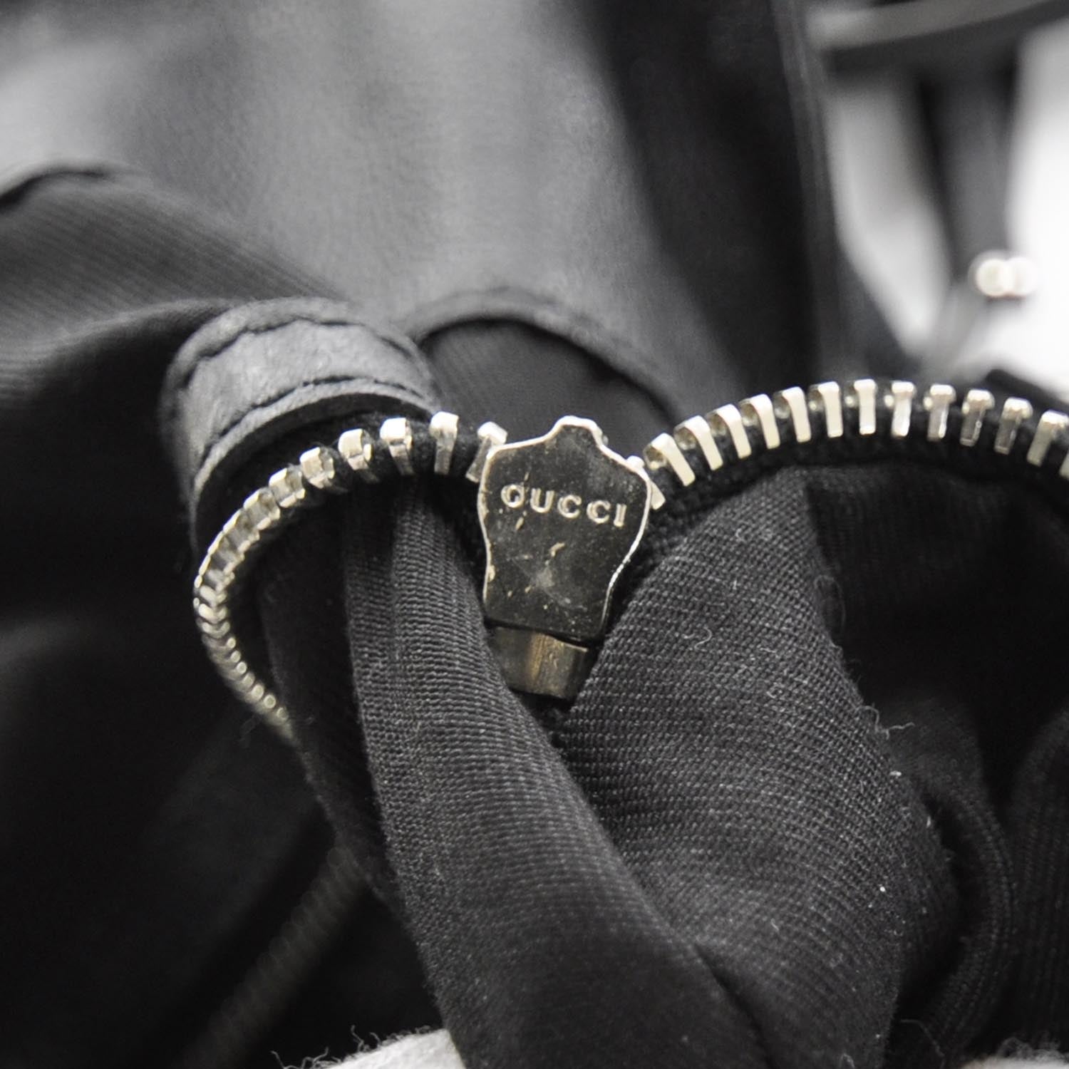 Gucci Monogram Medium Indy Hobo Black 10 of 11