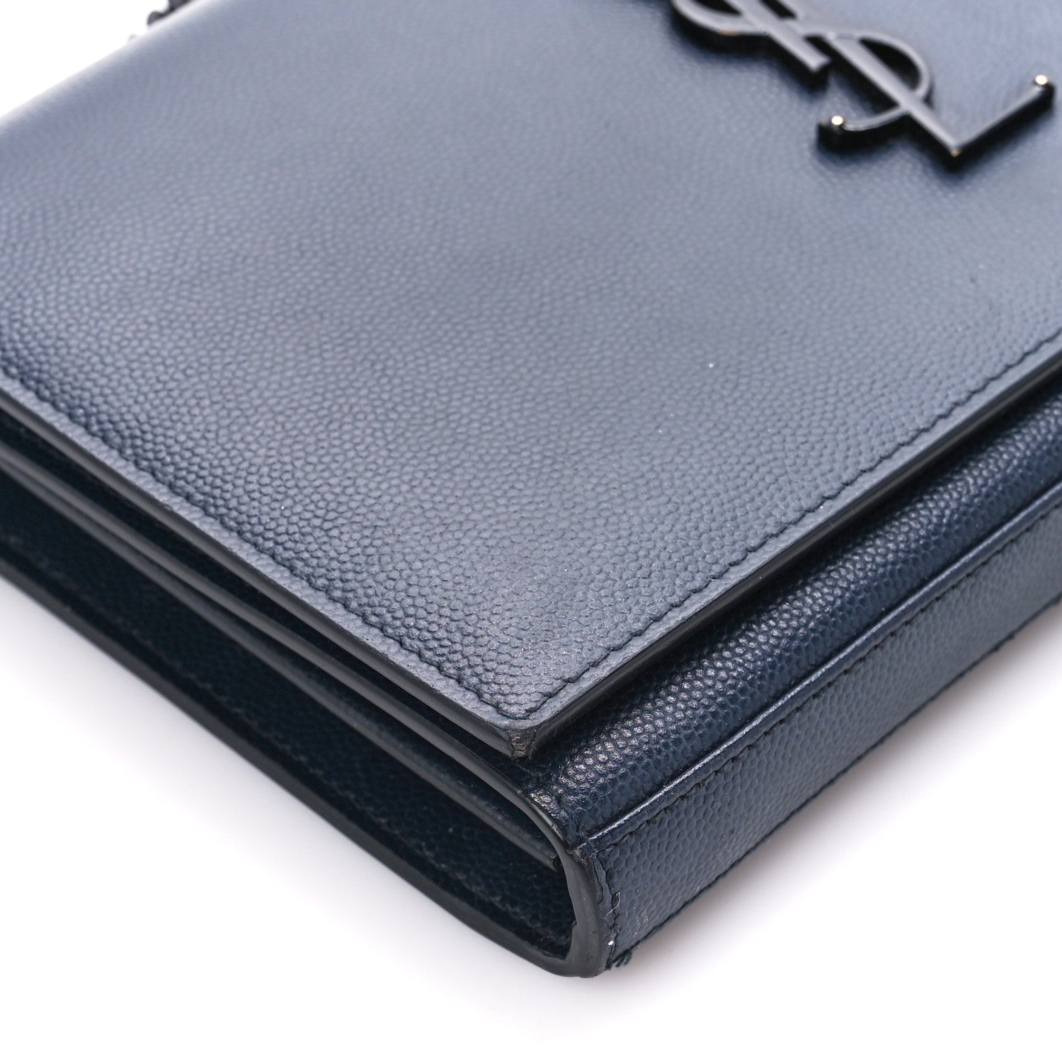 Saint Laurent Grain De Poudre Monogram Chain Wallet Marine 9 of 12