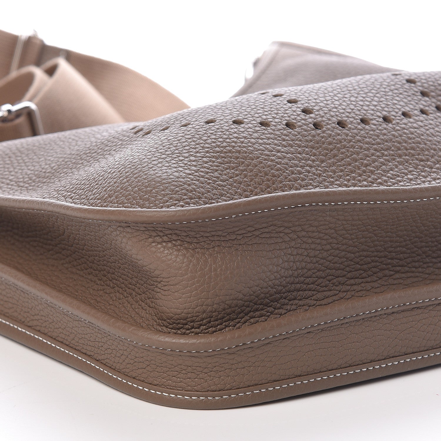 Hermes Taurillon Clemence Evelyne III PM Etoupe 8 of 10