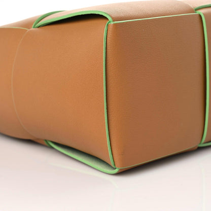 Bottega Veneta Buffalo Maxi Intrecciato Small Arco Tote Caramel Pistachio 4 of 12