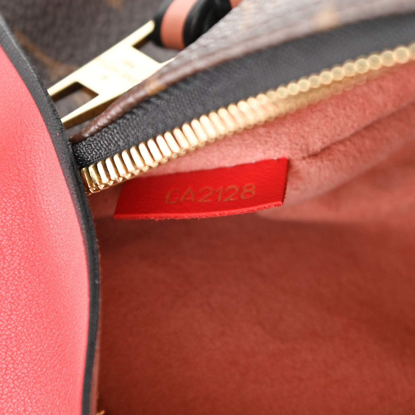 Monogram Tuileries Besace Kabuki