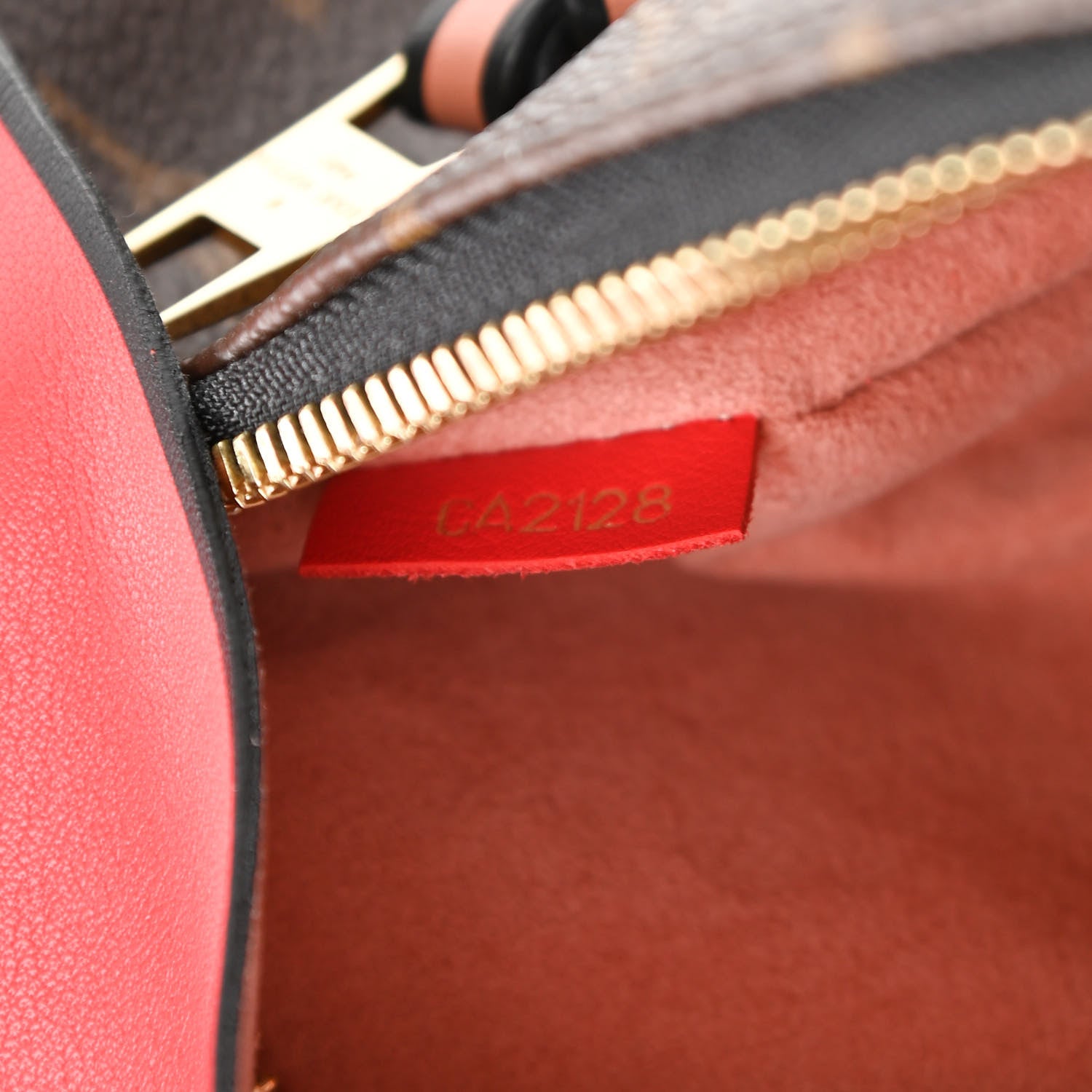 Louis Vuitton Monogram Tuileries Besace Kabuki 7 of 9