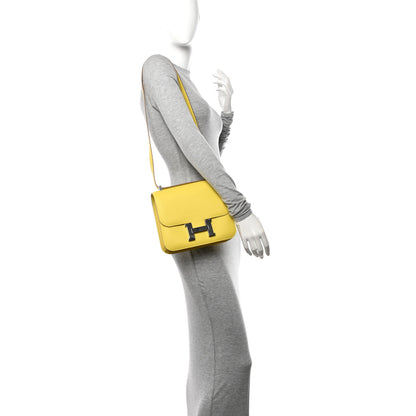 Hermes Evercolor Constance 24 Lime 2 of 10