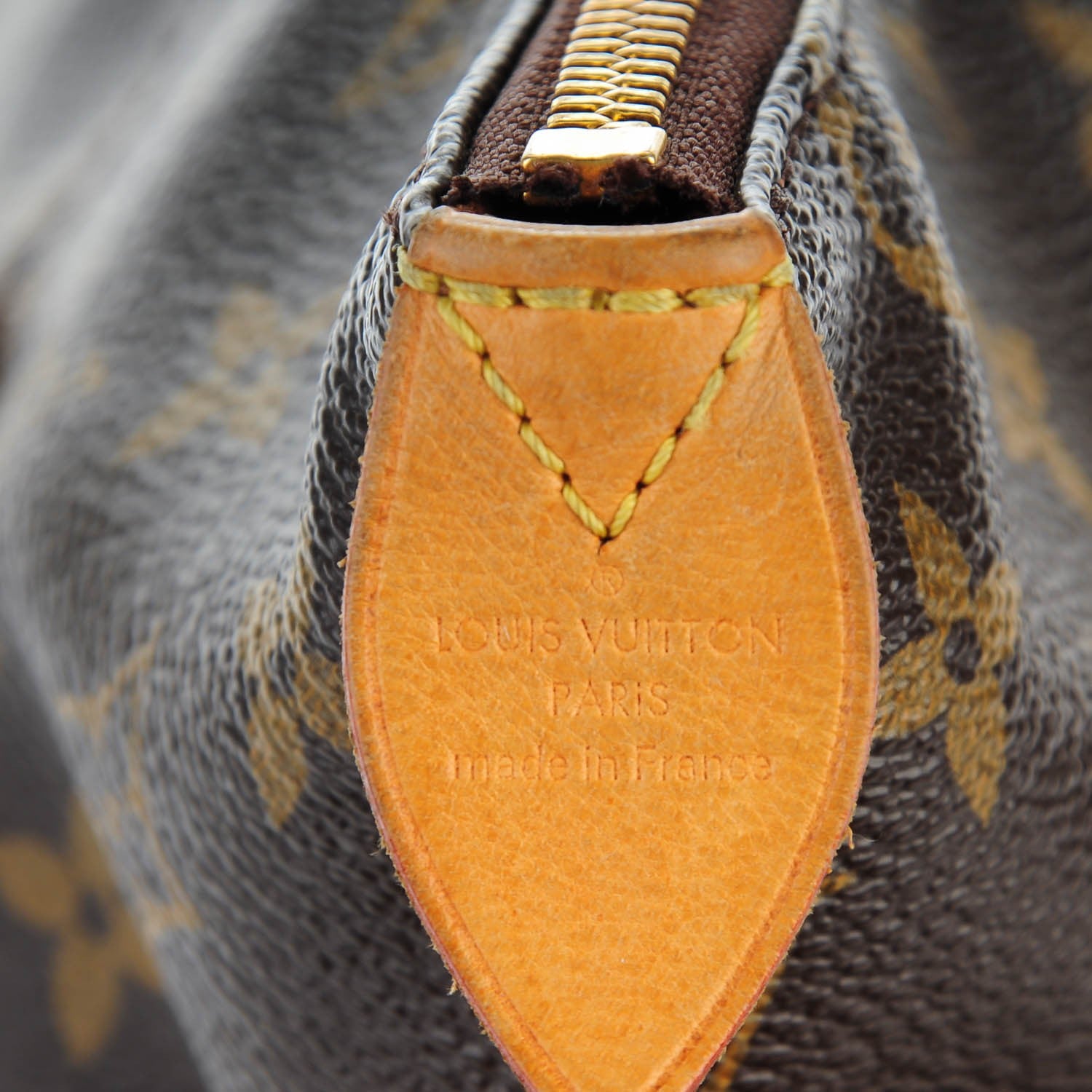 Louis Vuitton Monogram Totally MM 6 of 12