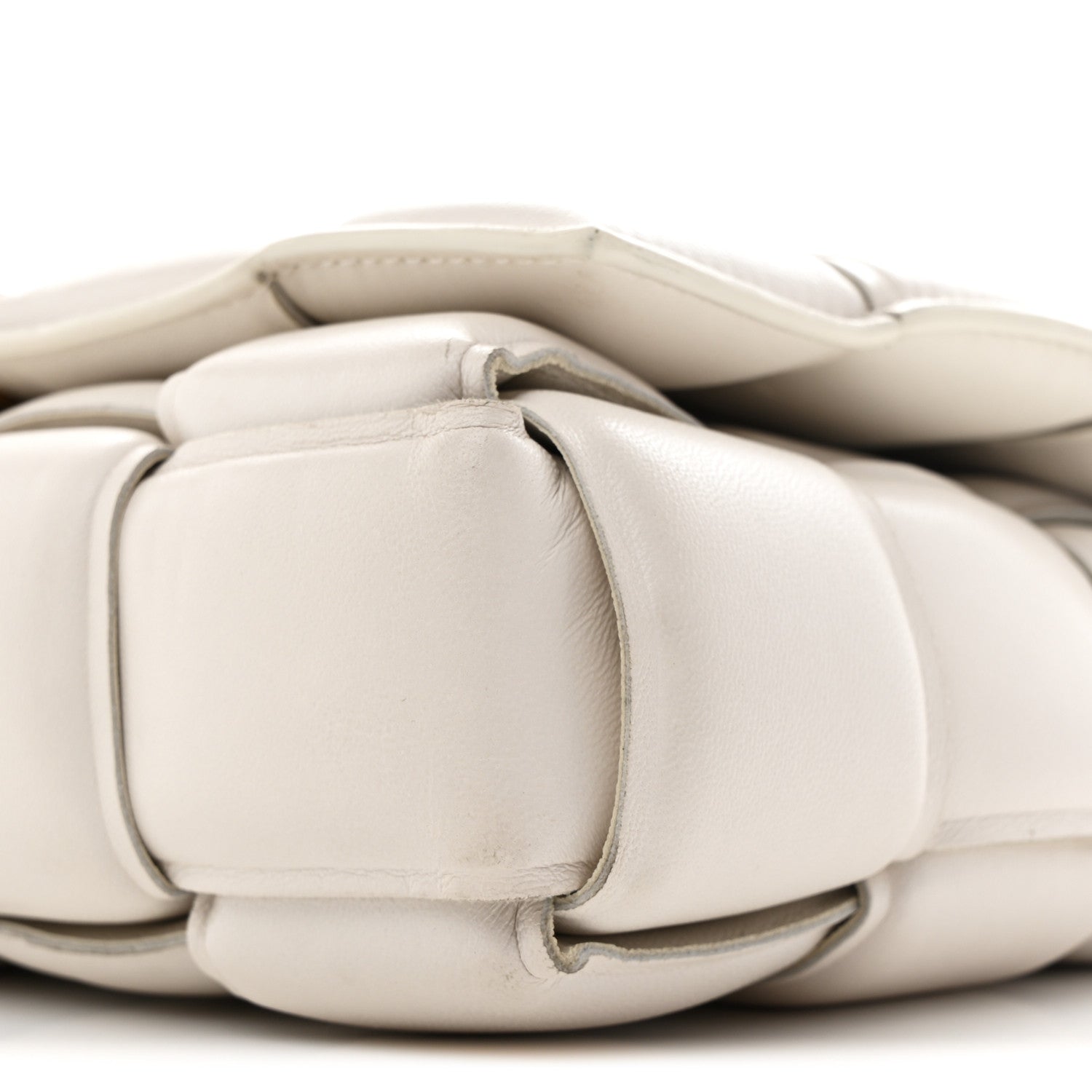 Bottega Veneta Lambskin Maxi Intreccio Padded Chain Cassette Crossbody Bag White 10 of 10