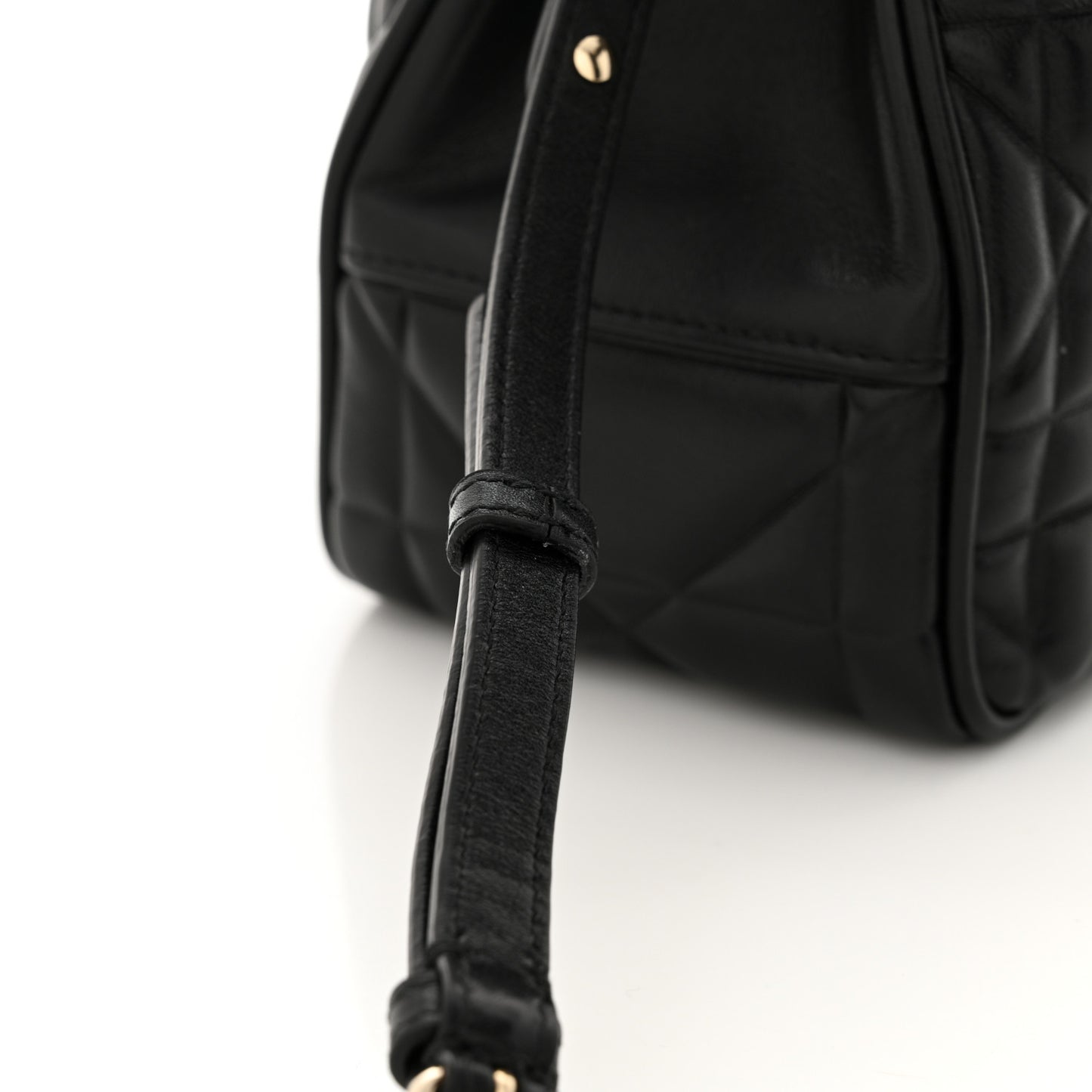 Calfskin Cannage Small The Lady 95.22 Black