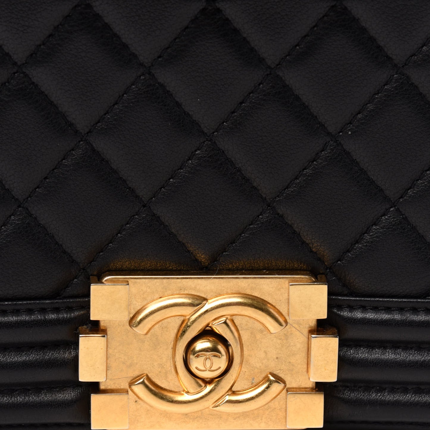Calfskin Quilted Medium Boy Flap Black