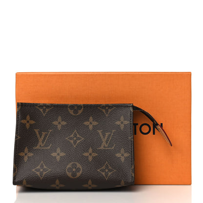 Louis Vuitton Monogram Toiletry Pouch 15 10 of 10