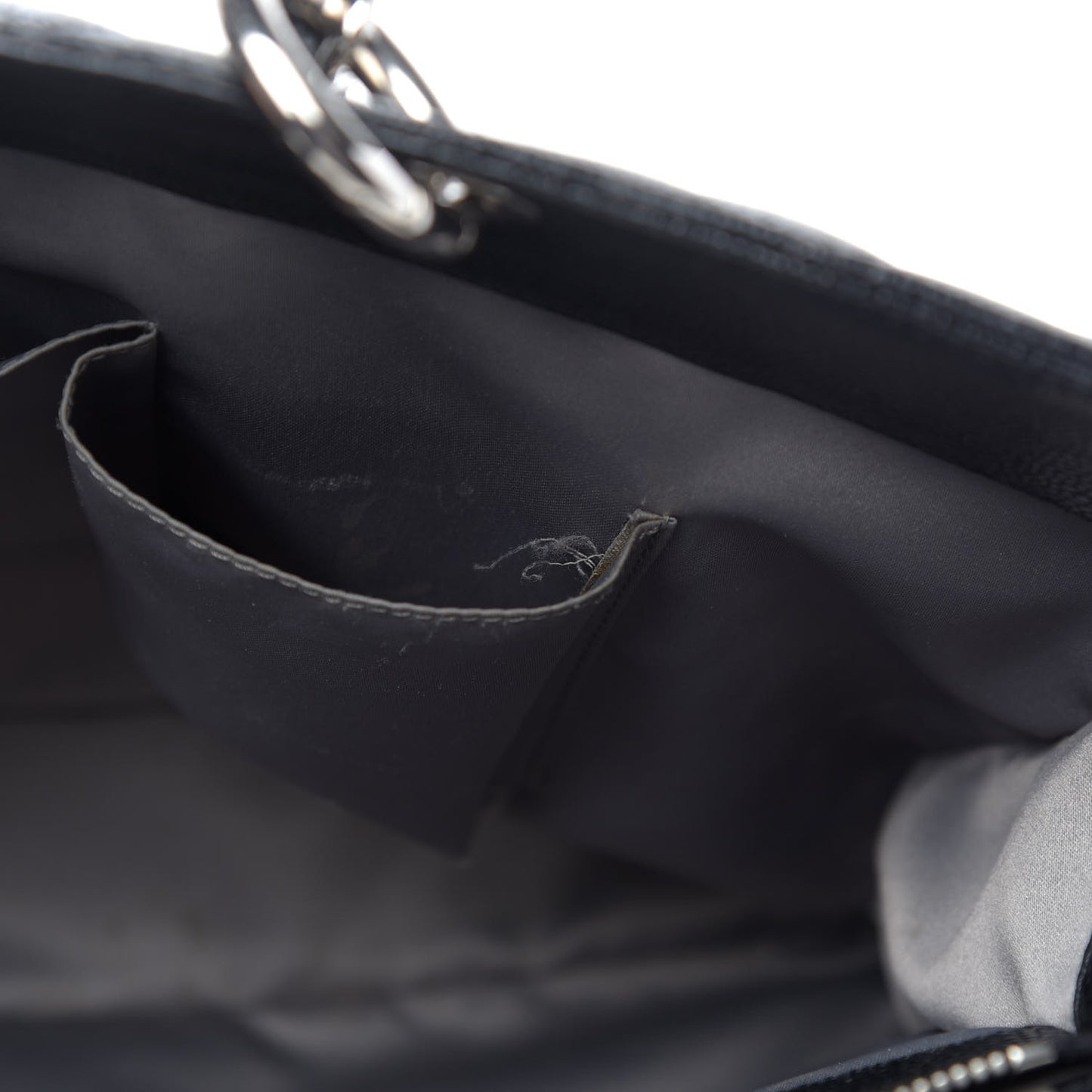 Caviar Quilted XL Grand Shopping Tote GST Black