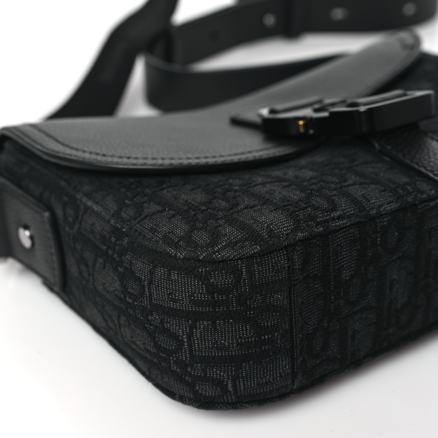 Christian Dior Oblique Jacquard Grained Calfskin Saddle Pouch With Strap Black 9 of 11
