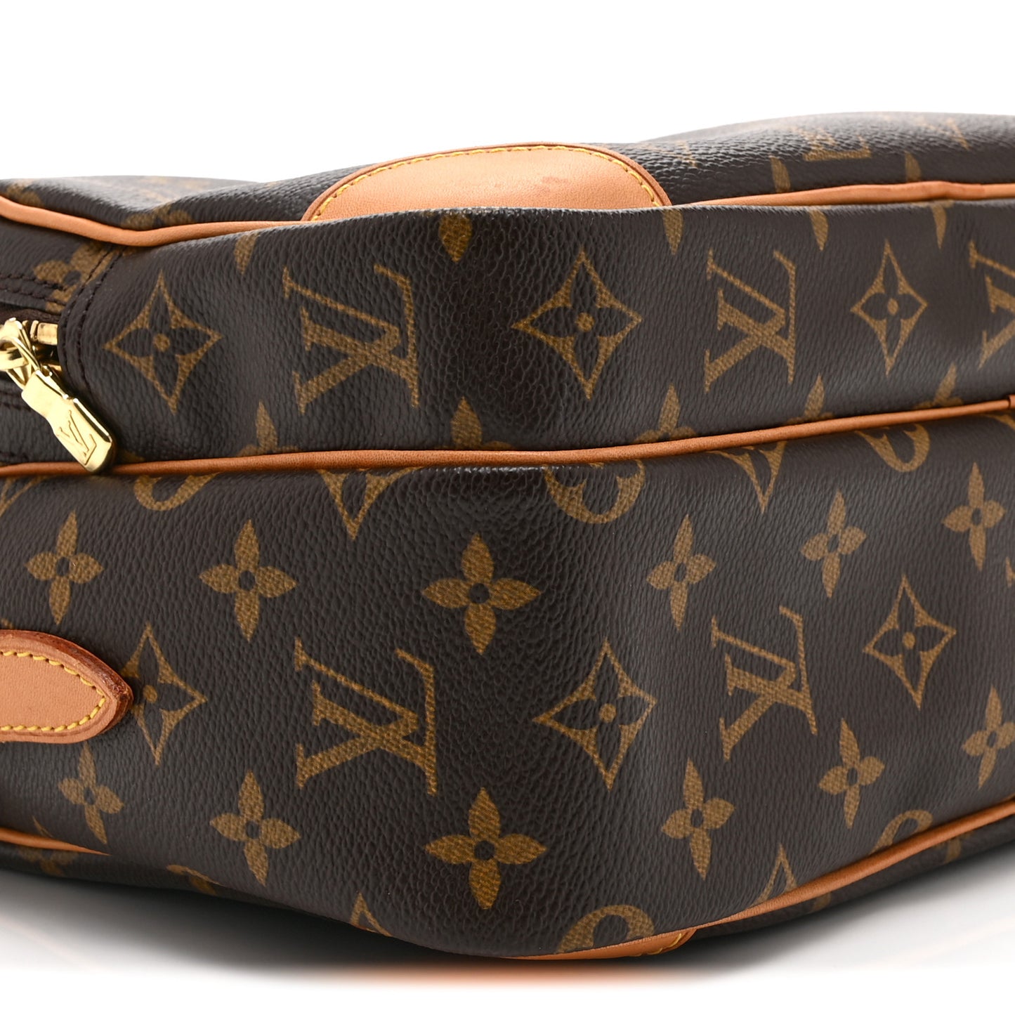 Monogram Nil 28