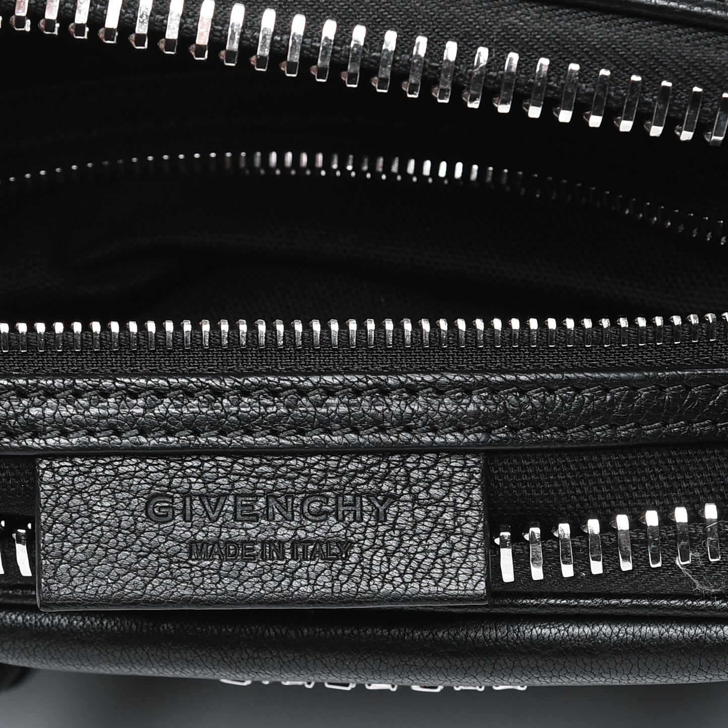 Sugar Goatskin Small Antigona Black