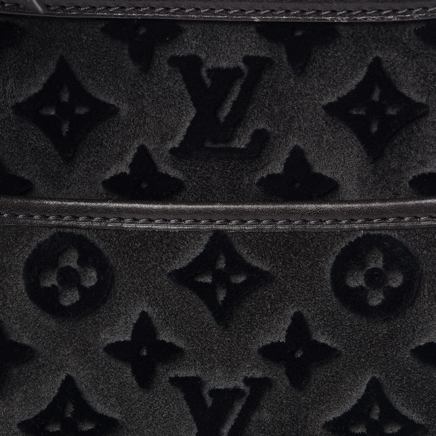 Monogram Suede Tuffetage Deauville Cube Gris