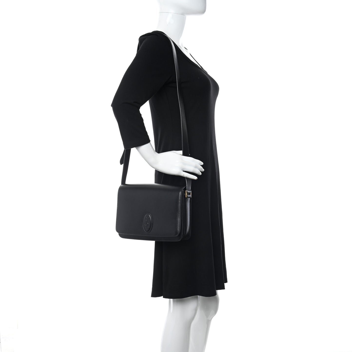 Calfskin Medium Le 61 Shoulder Bag Black