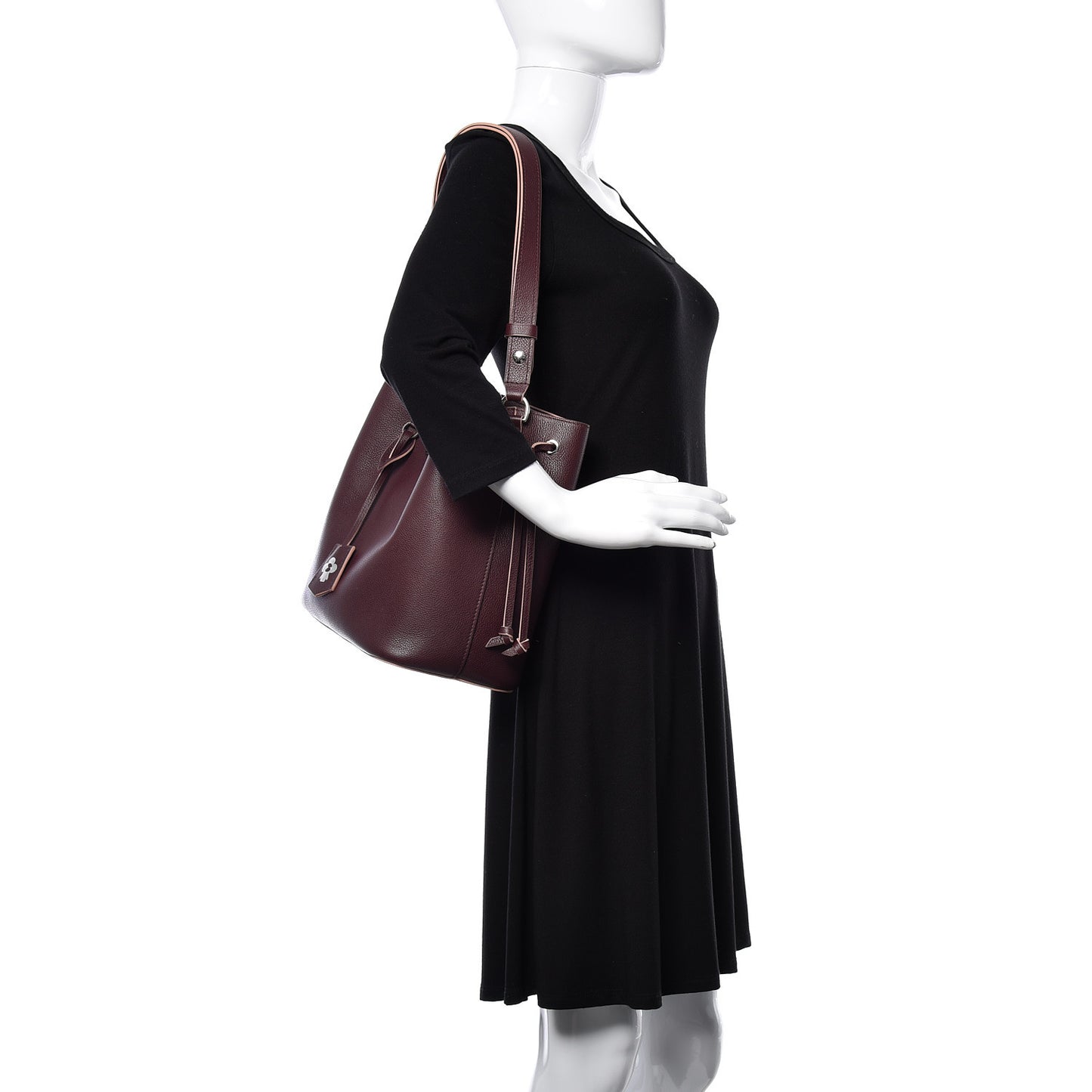 Calfskin Lockme Bucket Prune