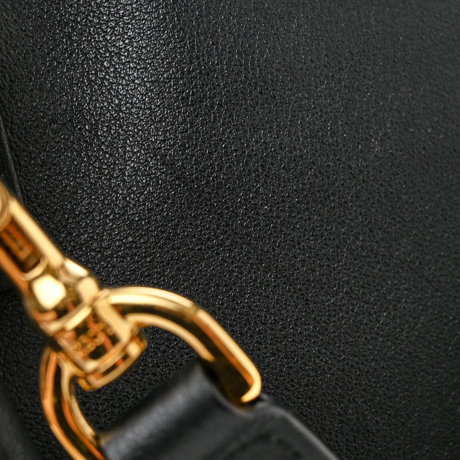 Loewe Nappa Calfskin Amazona 36 Black 11 of 11