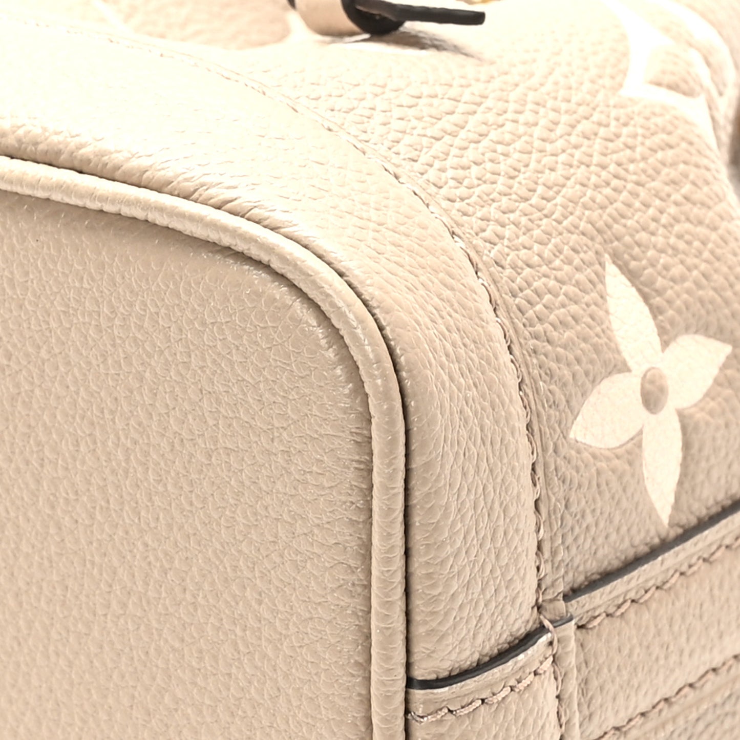 Empreinte Monogram Giant Nano Noe Tourterelle Creme