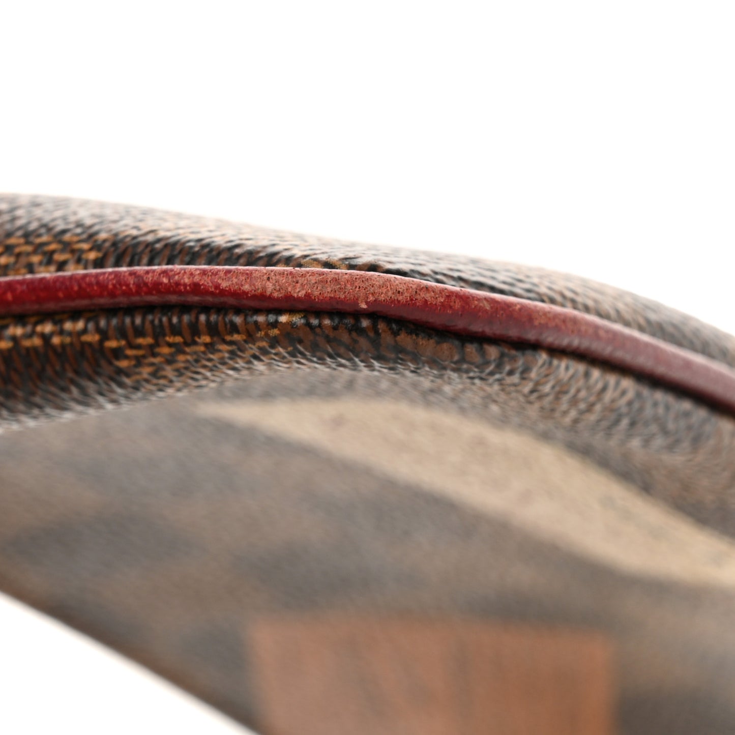 Damier Ebene Trunks Labels Pochette MM Milla