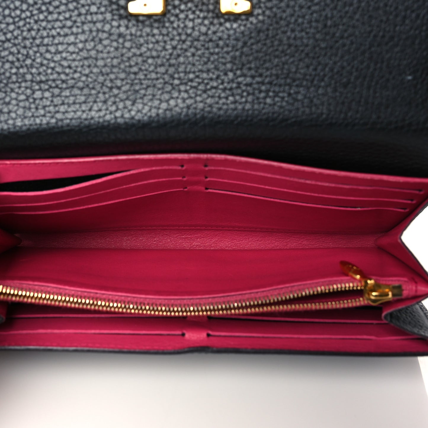 Taurillon Capucines Wallet Black