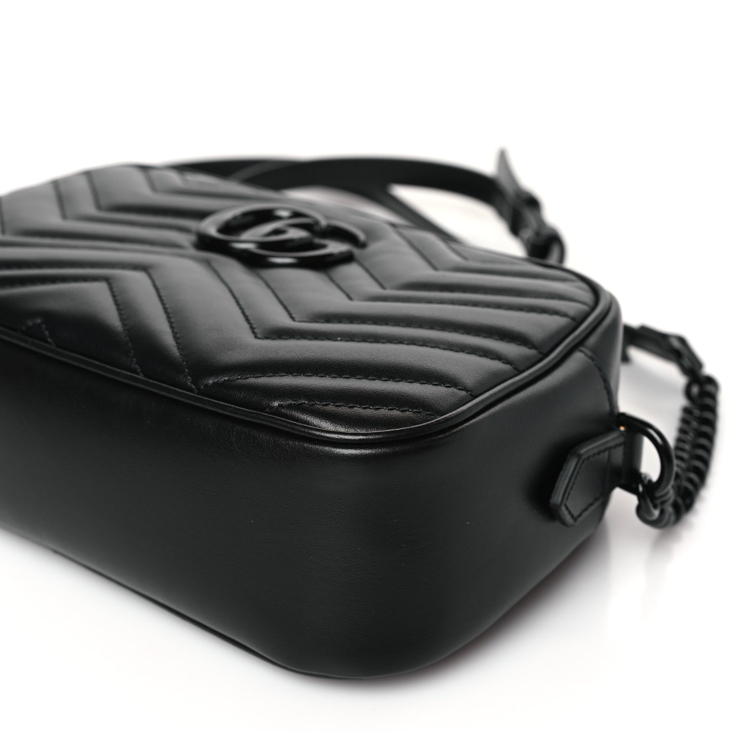 Calfskin Matelasse Monochrome Small GG Marmont Chain Shoulder Bag Black