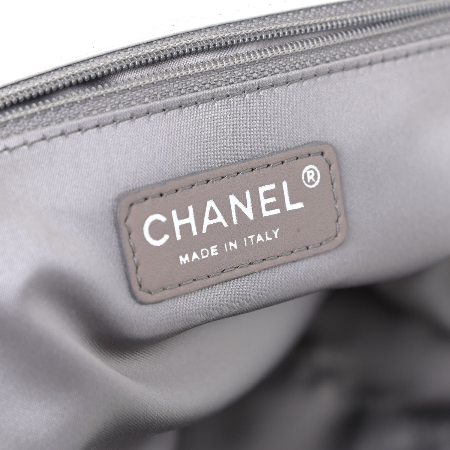 Chanel Vinyl Mohair Trimmed Accordion Arctic Polar Ice Flap Silver 8 of 9