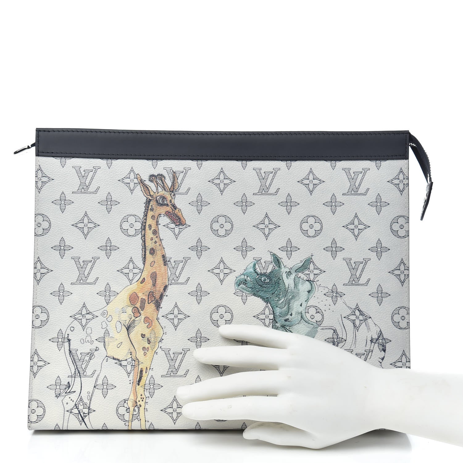 Louis Vuitton Savane Monogram Chapman Pochette Voyage GM Dune 2 of 10