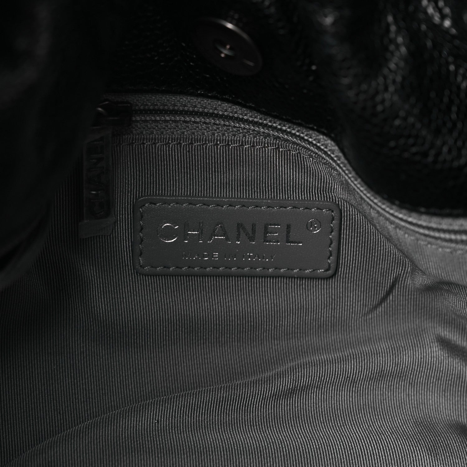 Chanel Crumpled Grained Calfskin Quilted Medium Elastic Tote Black 6 of 10