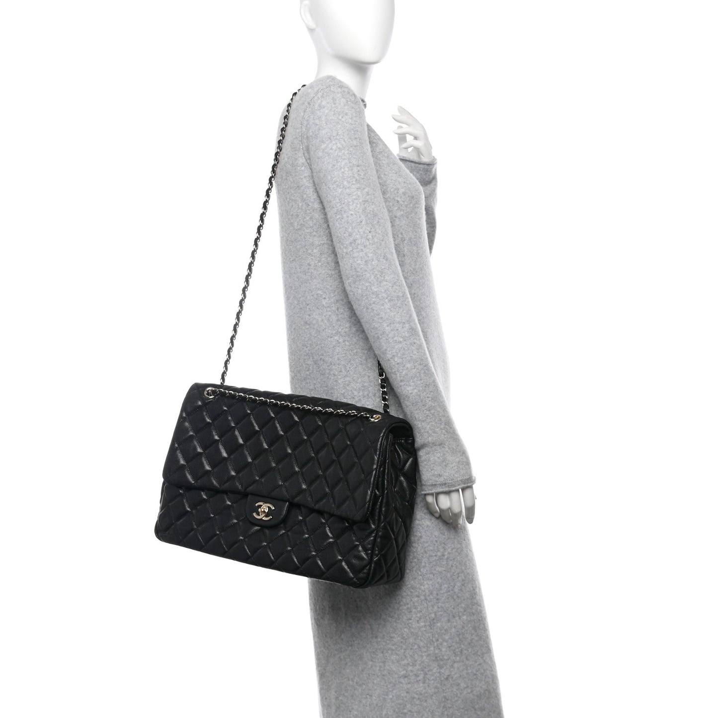 Caviar Quilted XXL Travel Flap Bag Black