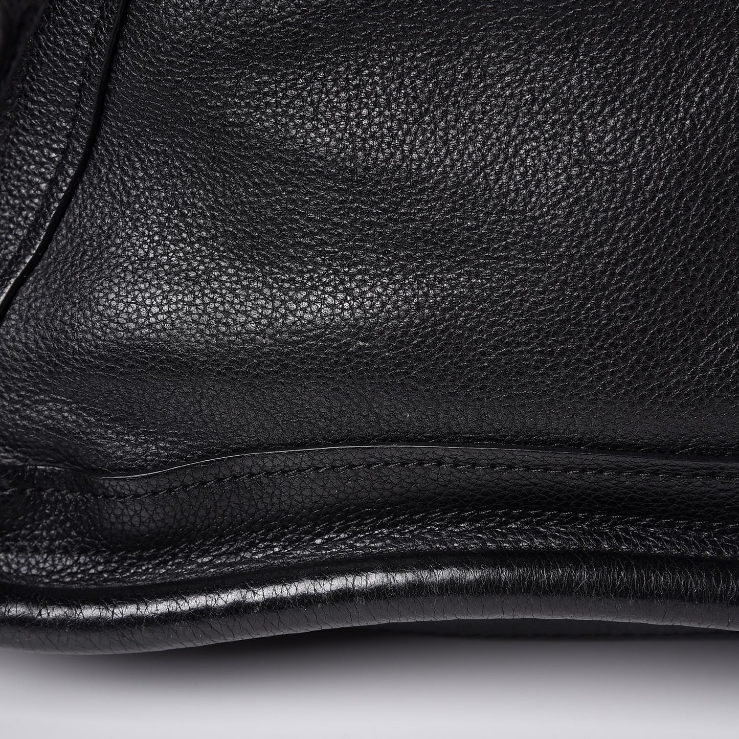 Calfskin Medium Paraty Black