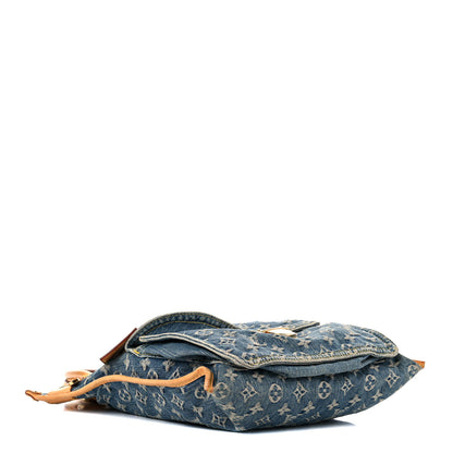 Louis Vuitton Monogram Denim Sac Plat Blue 4 of 31
