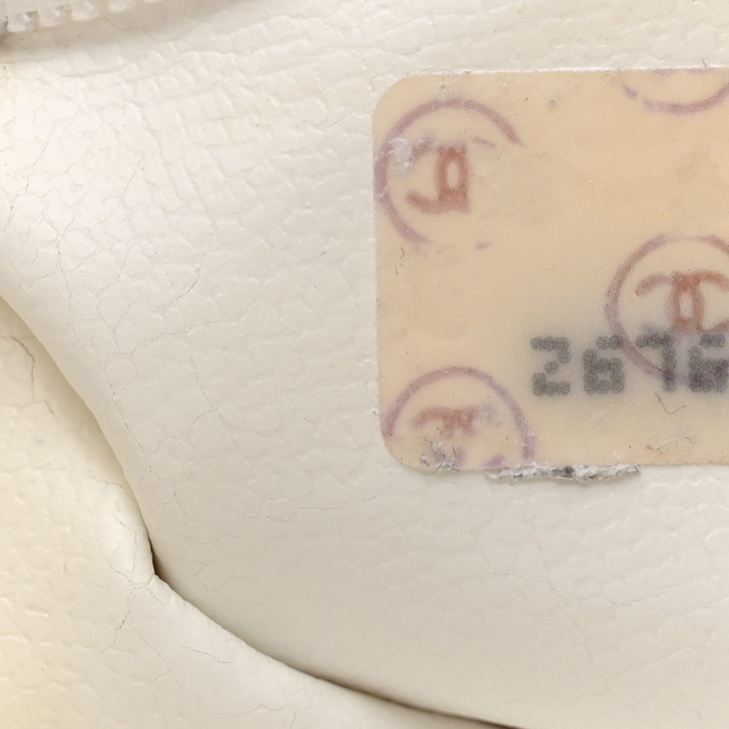 Caviar CC Shoulder Bag White