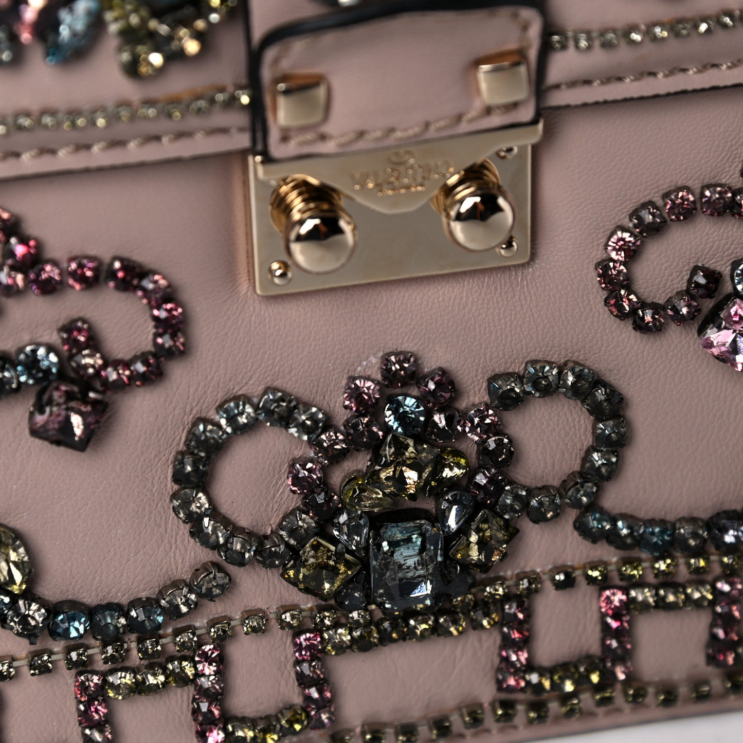 Vitello Crystal Embellished Medium Glam Lock Rockstud Flap Poudre