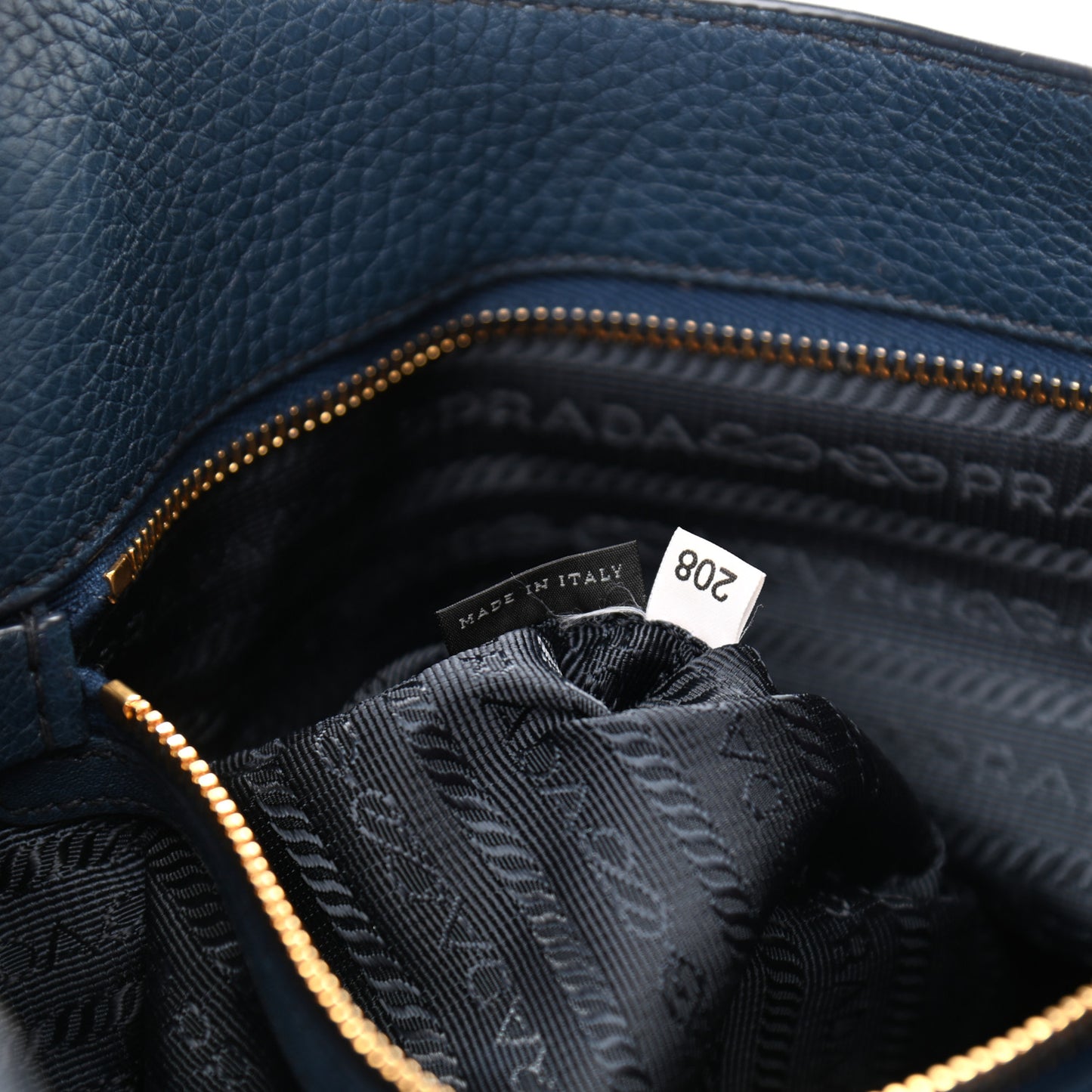Vitello Daino Pushlock Tote Bleuette